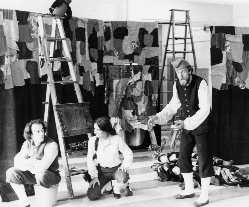 Chut! Chut! Pas si fort! mise en scène de Mona Latif-Ghattas, Le Carrousel 1977. Gervais Gaudreault, Suzanne Lebeau et Yvan Leclerc. 